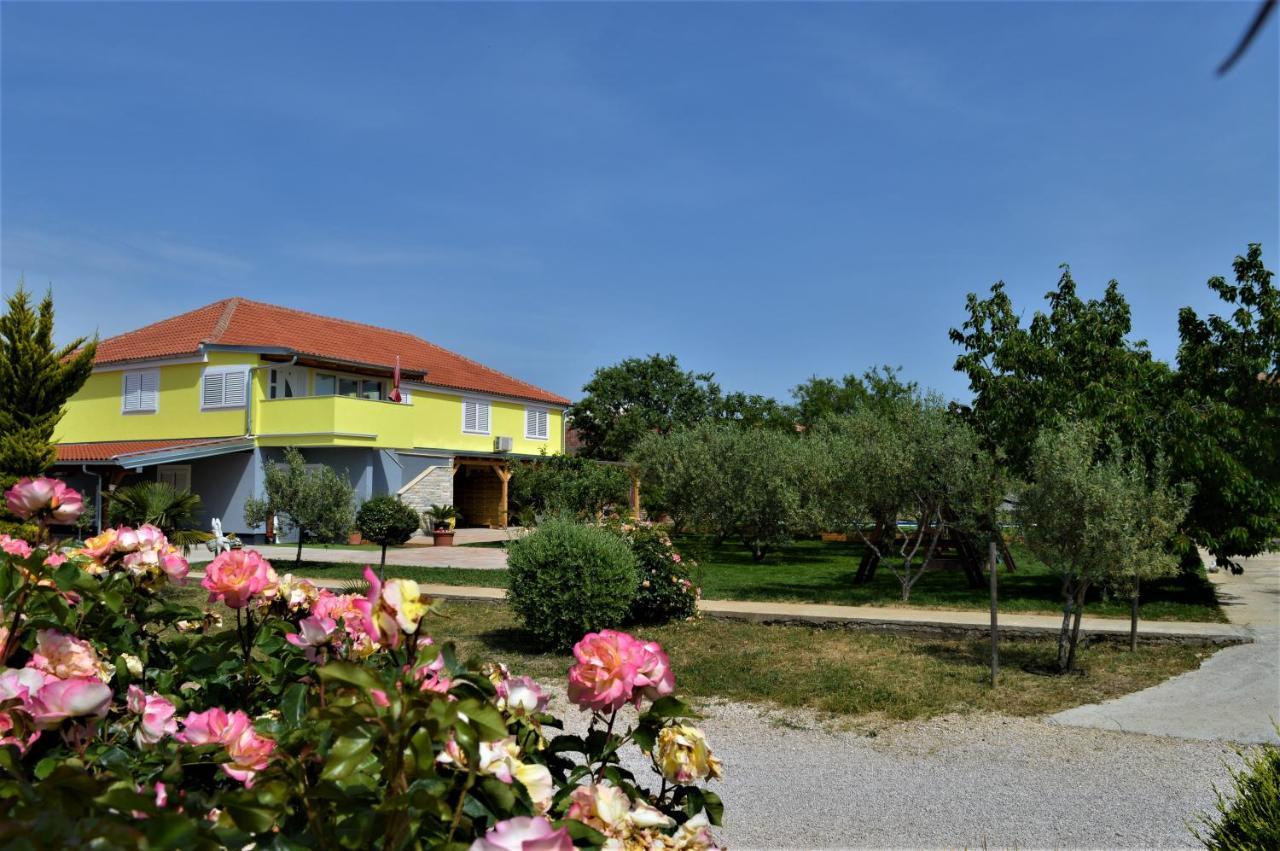 Studio Apartments Luka Biograd - Benkovac Luaran gambar