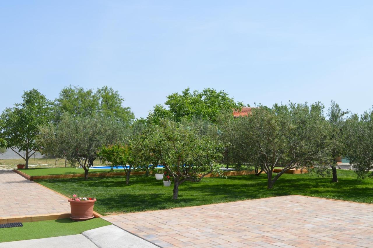 Studio Apartments Luka Biograd - Benkovac Luaran gambar